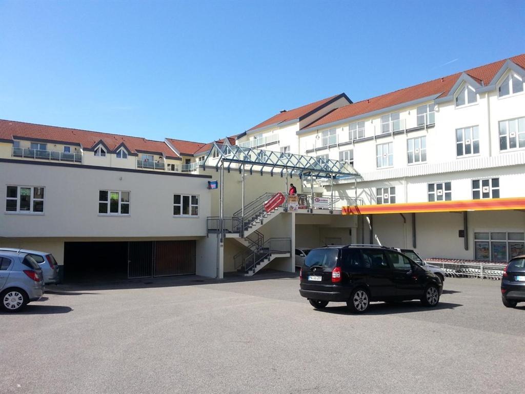 City Hotel Bauer Limabach - Oberfrohna Extérieur photo