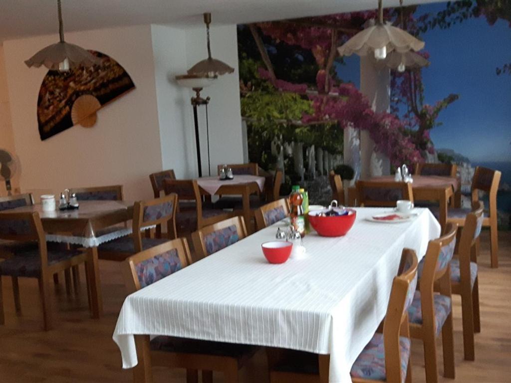 City Hotel Bauer Limabach - Oberfrohna Extérieur photo