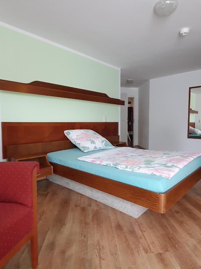 City Hotel Bauer Limabach - Oberfrohna Extérieur photo