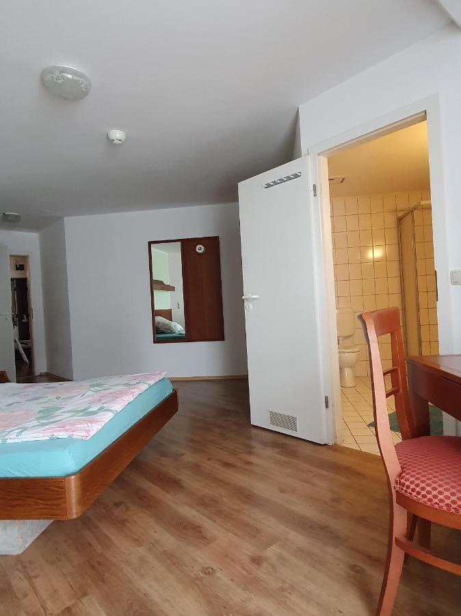 City Hotel Bauer Limabach - Oberfrohna Extérieur photo
